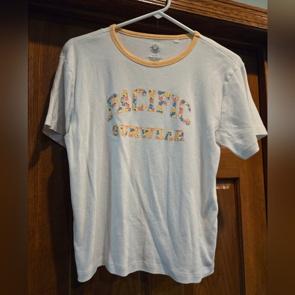 PacSun Tops - PACSUN, Women's size Large, Tee, Short Sleeve, Pacific Sunwear, Yellow, White